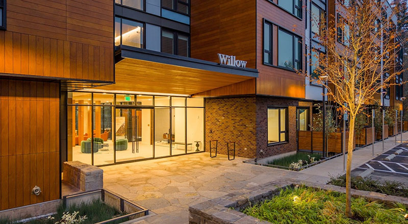 Willow Apartments in Lake Oswego